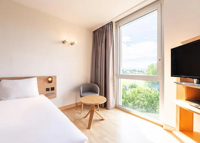 B&B Hotel Lully 3 Lakes