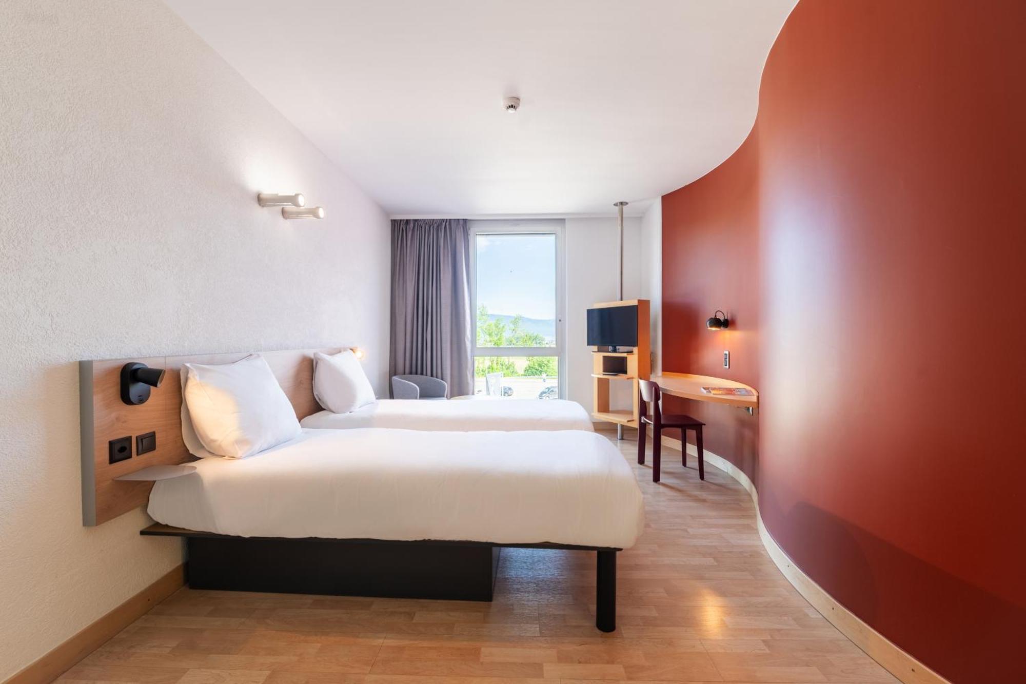 Hotel Lully 3 Lakes 3*
